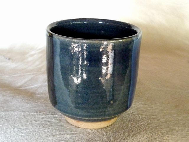 隠居窯の藍染釉