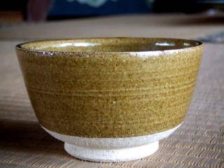 隠居窯の黄瀬戸釉